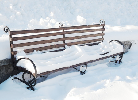 bench snowの写真素材