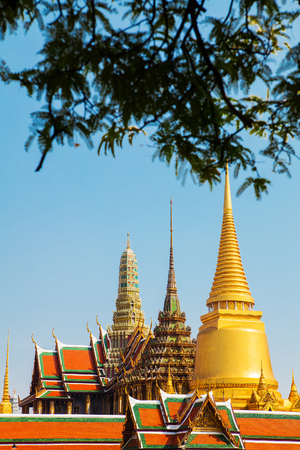 TEMPLE OF THE EMERALD BUDDHA OR WAT PHRA KAEW, BANGKOK,THAILANDの写真素材