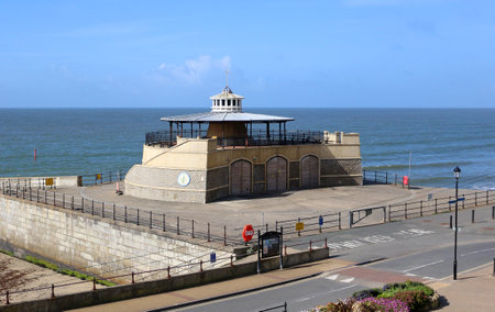 Ventnor, Isle of Wight, England. 13th May 2021. Ventnor Esplanade Rotunda Bandstand and Pumping Station.のeditorial素材