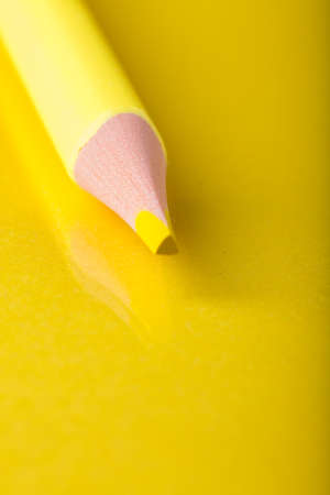 yellow pencil isolated, yellow pencil, closeup, bright, fresh, color, background, yellowの写真素材
