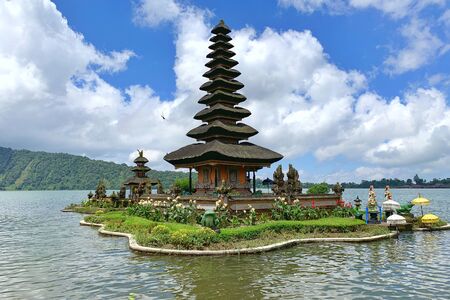 temples with clear skies and mountain backgroundsの写真素材