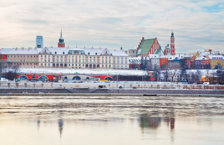 Royal Castle at winter with reflection on the Vistula river waters in the Old Town of Warsaw, Poland.のeditorial素材