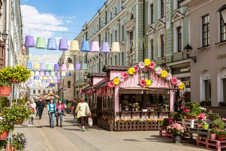 MOSCOW, RUSSIA - APRIL 30, 2016: the Festival "Easter in Moscow ", the decoration in Stoleshnikov pereulokのeditorial素材