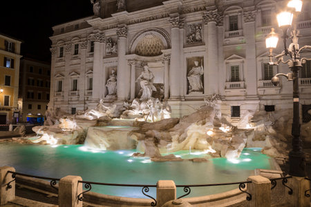The Trevi fountain at night, Rome, Italyのeditorial素材