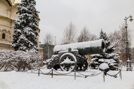 Tsar Cannon on Ivanovskaya Square in the Moscow Kremlin. A masterpiece of heavy fortress artillery, a monument of Russian foundry art. Winter, Moscow, Russiaのeditorial素材