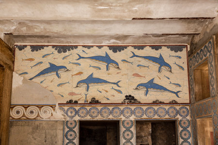 The Palace of Knossos, fresco depicting dolphins, unknown artist. about 1800-1400 BC. Heraklion, Crete, Greeceのeditorial素材