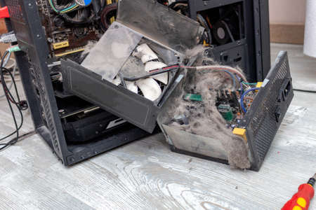 Cleaning personal computer from the dust