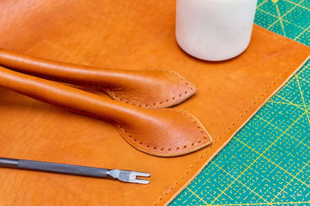 Sewing handmade leather bag