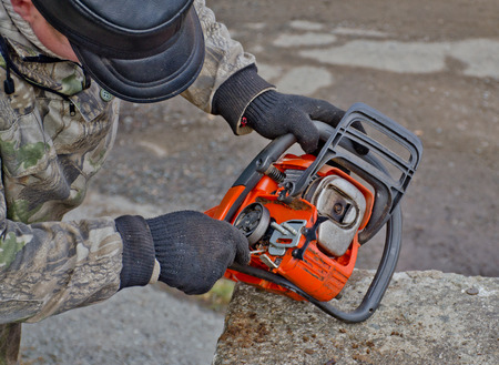 repair chainsawの写真素材