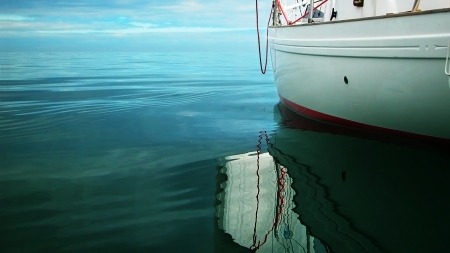 sailing in calm weatherの写真素材