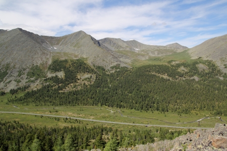 Valley in the Western Sayan mountainsの写真素材
