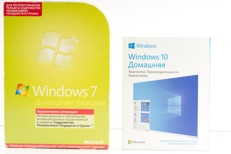 Moscow, Russia-October 16, 2022: Box with operating systems for Windows 10 and Windows 7 computer. On a white backgroundのeditorial素材