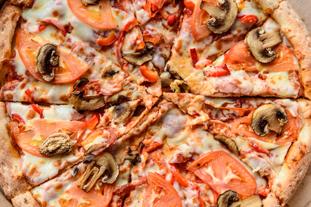Closeup view of cheese and meet pizzaの写真素材