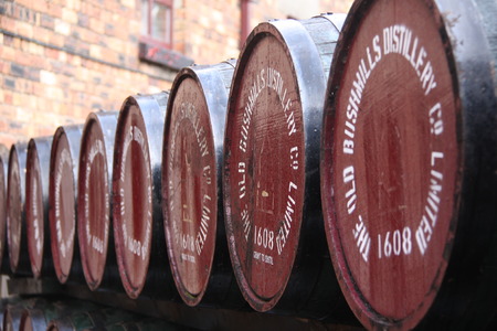 BUSHMILLS, COUNTY ANTRIM, NORTHERN IRELAND - 30 AUGUST 2009: The barrels at the Old Bushmills Distillery.のeditorial素材