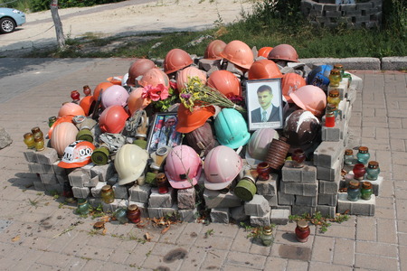 KYIV, UKRAINE -- July 29 2016: Memorial to the people killed on Maidan Square, Kyiv, Ukraineのeditorial素材