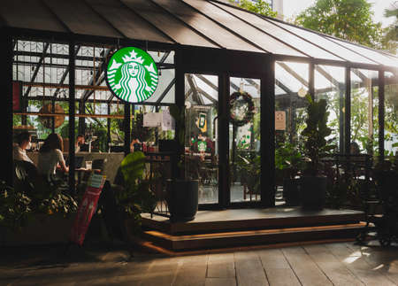 Bangkok, Thailand - NOV 26, 2021: Stabuck Coffee Shop Glass house Garden Christmas seasonal Cafe Businessのeditorial素材