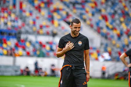 Dusseldorf, Germany - 16 August 2020: Photo of pre match training of players of FC Shakhtar Donetsk.のeditorial素材