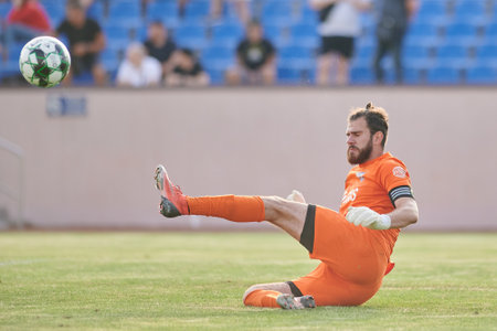 KHARKIV, UKRAINE - JULY 5, 2021: PRE SEASON MATCH FC METALLIST - FC PEREMOHAのeditorial素材