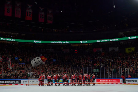 COLOGNE, GERMANY - JANUARY 2, 2023: Hockey match DEL KÃ¶lner Haie - DÃ¼sseldorfer EGのeditorial素材