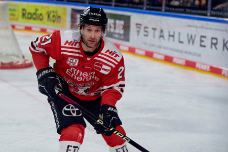 COLOGNE, GERMANY - JANUARY 2, 2023: Hockey match DEL KÃ¶lner Haie - DÃ¼sseldorfer EGのeditorial素材