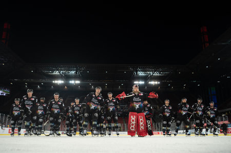 COLOGNE, GERMANY - JANUARY 08, 2023: Team photo of Koelner Haie. Hockey match DEL Koelner Haie - Augrsburger Panterのeditorial素材