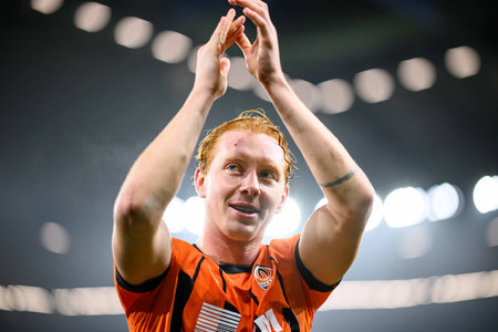 GELSENKIRCHEN, GERMANY - 6 NOVEMBER, 2024: Yukhym Konoplia, The UEFA Champions League football match between FC Shakhtar Donetsk and BSC Young Boys at Veltins Arenaのeditorial素材