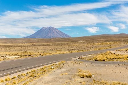 Volcano. The Andes, Road Cusco- Puno, Peru,South America. 4910 m above. The longest continental mountain range in the world, many active volcanoes. Sacred Valley of the Incas. Mirador de Los Andes Tramo de la Cordillera Vokcanica en Los Andes Centralesの写真素材