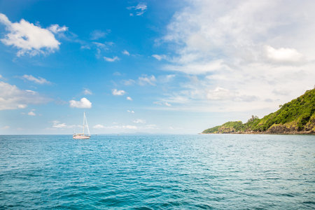 View of Maya Bay, Phi Phi island, Thailand, Phuket. Seascape of tropical island with resorts - ...