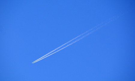 wake in the skyの写真素材
