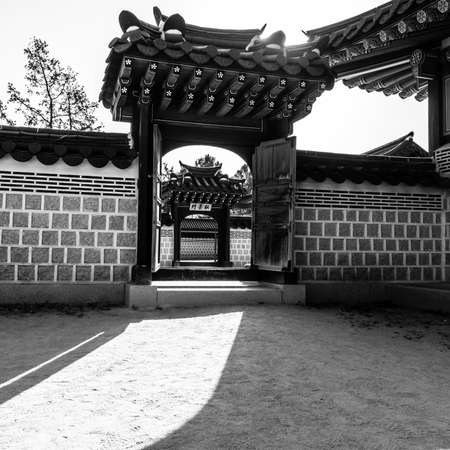 Seoul, South Korea - June 3, 2017: Traditional korean gate. Gyeongbokgung Palace, Seoul, South Korea.のeditorial素材