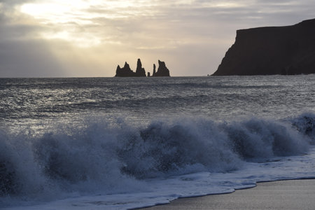 Sunset at Reynisfjara Beach, Vik, Iceland.の素材
