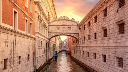 View of famous Bridge of Sighs (Ponte dei Sospiri) in Venice, Italyの写真素材