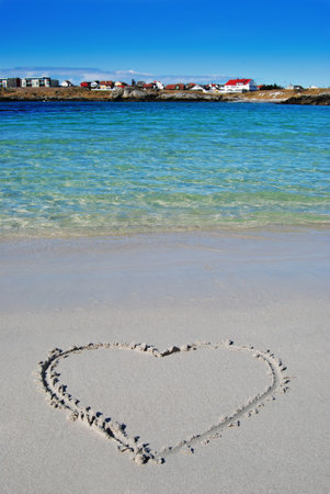Heart drawn in the sand on the beach, Cape Town, South Africaの写真素材