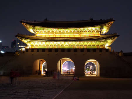 Seoul, South Korea, September 25, 2016: Entrance gate to Gyeongbokgung Palace in Seoulのeditorial素材