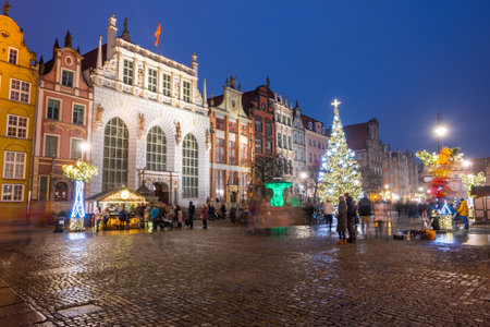 Gdansk, Poland - December 12, 2020: Christmas scenery at medieval Long Market street in Gdansk. Polandのeditorial素材