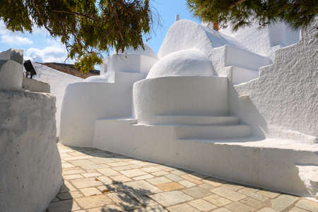 The church of Agia Irini (Saint Irene) near the port of Ios. The church was built in the 17th century in typical Cyclades architectural style.Greeceの写真素材