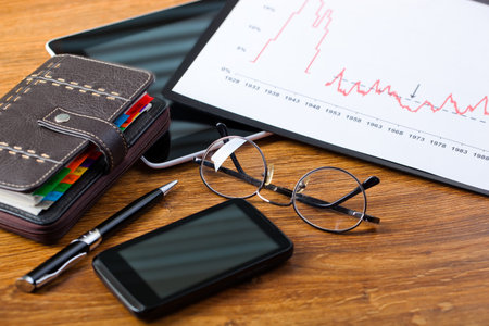 Business Objects office expanded in composition on a table