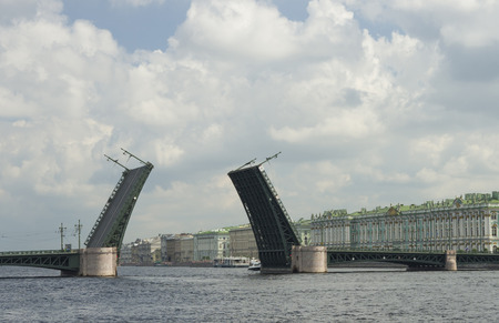 day of the bridges over the Neva River on the St. Petersburg waterfrontの写真素材