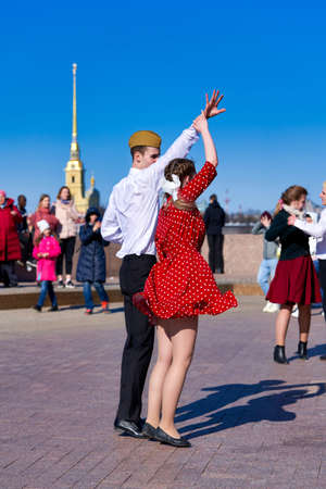 Couples dancing on Victory Day on St. Petersburg Squareのeditorial素材
