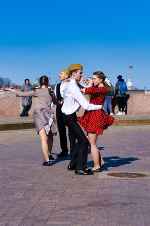 Couples dancing on Victory Day on St. Petersburg Squareのeditorial素材