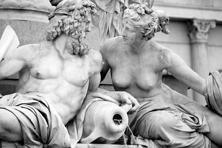 Pallas-Athena-Brunnen Fountain in front of the Austrian Parliament in Vienna, Austriaのeditorial素材