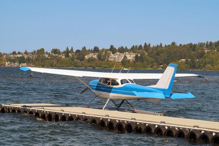 Lake Washington, Redmond. USA. Seaplane prepared for take-off. の写真素材
