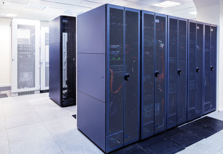 ranks modern supercomputers in computational data center