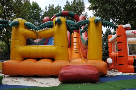 Children amusement showの写真素材