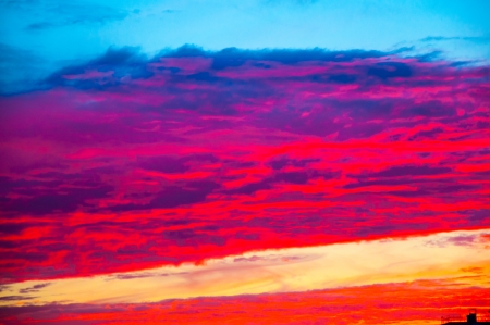 Morning sunrise over the sleeping city, dawn, city of Orenburg, Southern Ural, Russiaの写真素材