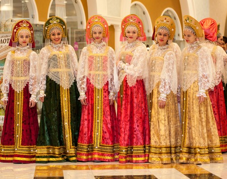 ORENBURG, ORENBURG region, RUSSIA, 12 October, 2014 year. Day of the Orenburg downy shawl in MOL Armada. The girl in the Orenburg downy shawlのeditorial素材