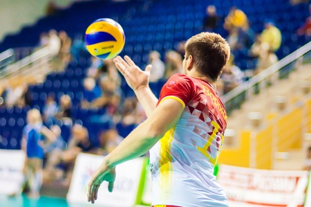 ORENBURG - 14 September: Russian volleyball Cup. Competition volleyball teams Motorist (St. Petersburg) and the Gubernia (city of Nizhny Novgorod) 14 September 2014 in ORENBURG, ORENBURG region, RUSSIAのeditorial素材