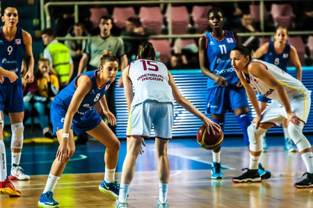 ORENBURG - 14 January: Match of the Euroleague Basketball FIBA womens "Nadezhda" (Orenburg region) - The Spanish team "Avenida" January 14, 2015 year in ORENBURG, ORENBURG region, RUSSIAのeditorial素材