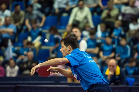 Orenburg, Russia - 03.04.2015: Game tennis Alexey SMIRNOV "Fakel Gazproma Orenburg" and Daniel HABESOHN "Weinviertel Lower Austria" (Austria) in Semifinal League European champions in table tennis. Victory Daniel HABESOHN 2:3 (12:10, 10:12, 6:11, 11:3, 3:のeditorial素材