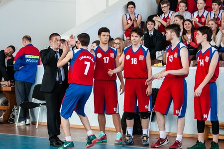 Orenburg, Russia - 15 May 2015: Boys play basketball for the Cup High School Basketball Leagueのeditorial素材